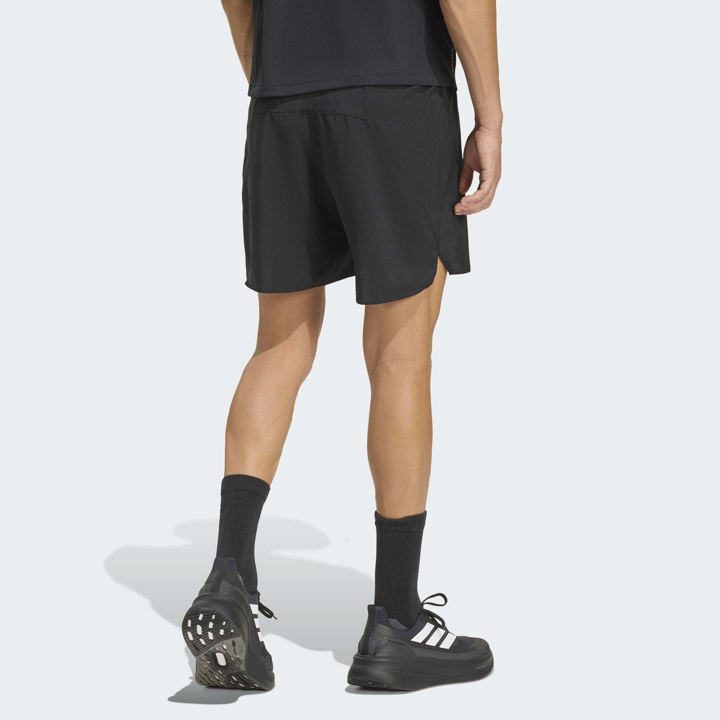 אדידס מכנסיים קצרים ADI365 RUNNING ESSENTIALS לגברים - Image 3
